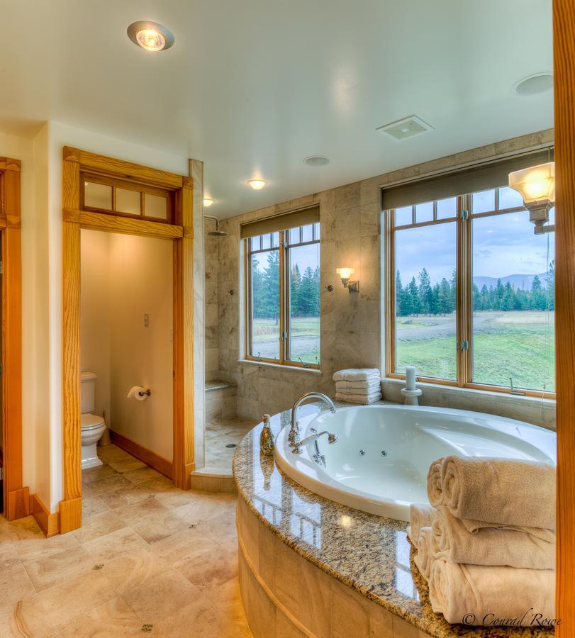 The Lodge At Trout Creek Bed And Breakfast エクステリア 写真